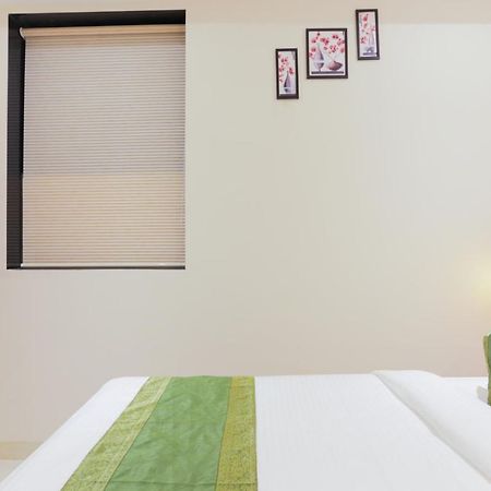 Hotel Amber Palace Mumbai Central ภายนอก รูปภาพ