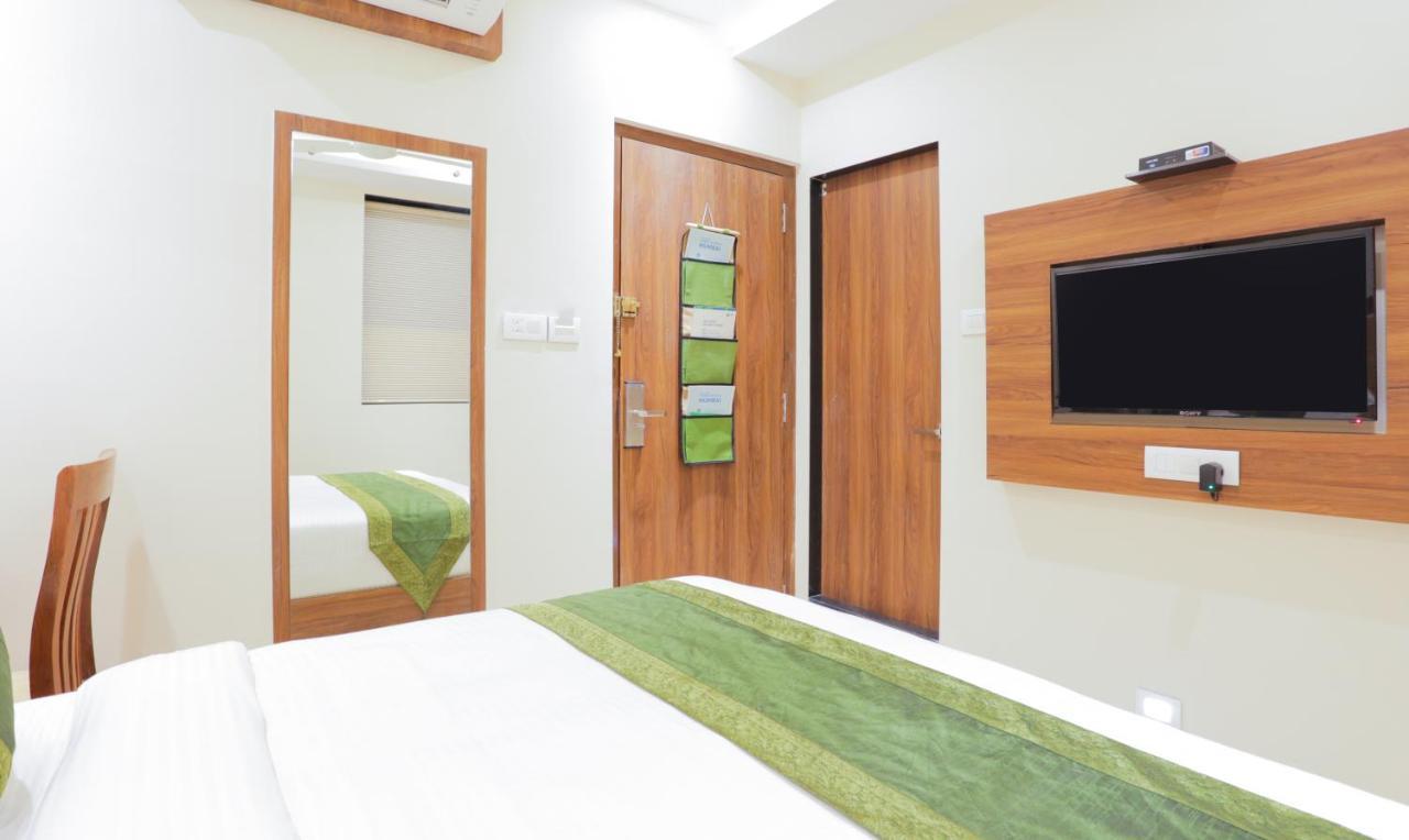 Hotel Amber Palace Mumbai Central ภายนอก รูปภาพ