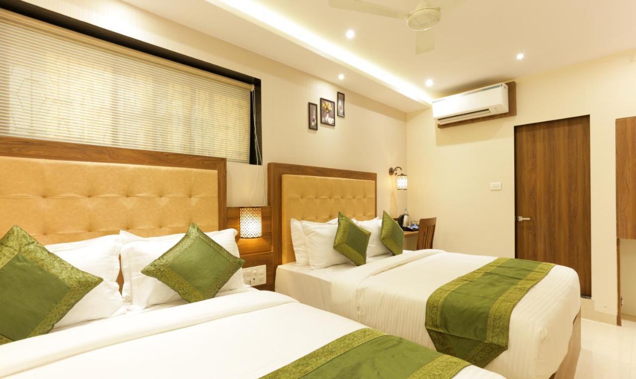 Hotel Amber Palace Mumbai Central ภายนอก รูปภาพ
