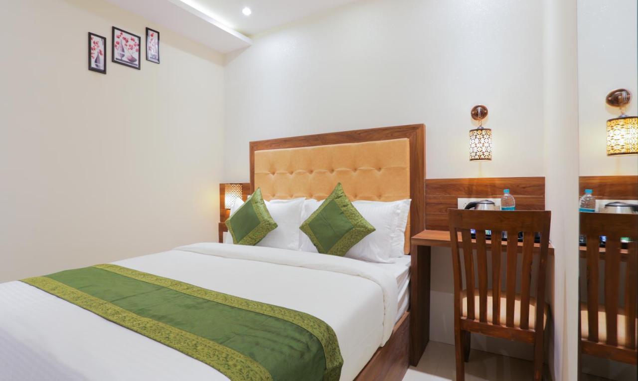Hotel Amber Palace Mumbai Central ภายนอก รูปภาพ