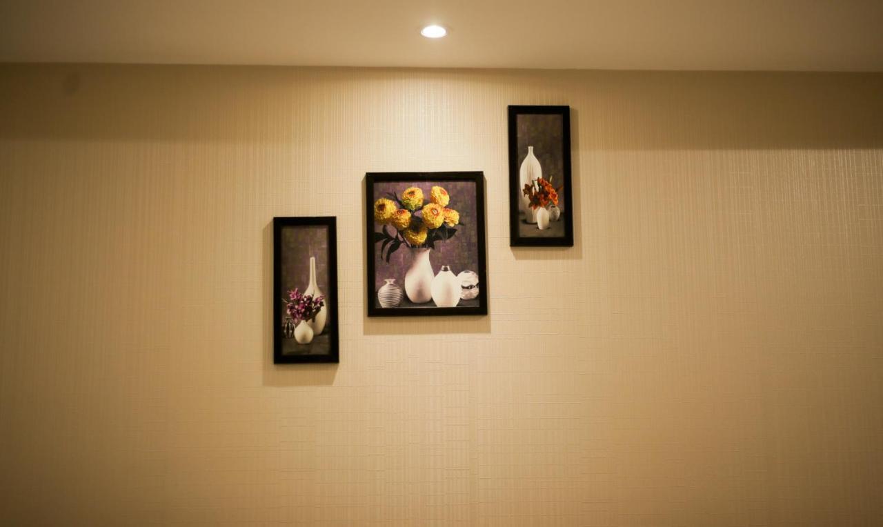 Hotel Amber Palace Mumbai Central ภายนอก รูปภาพ