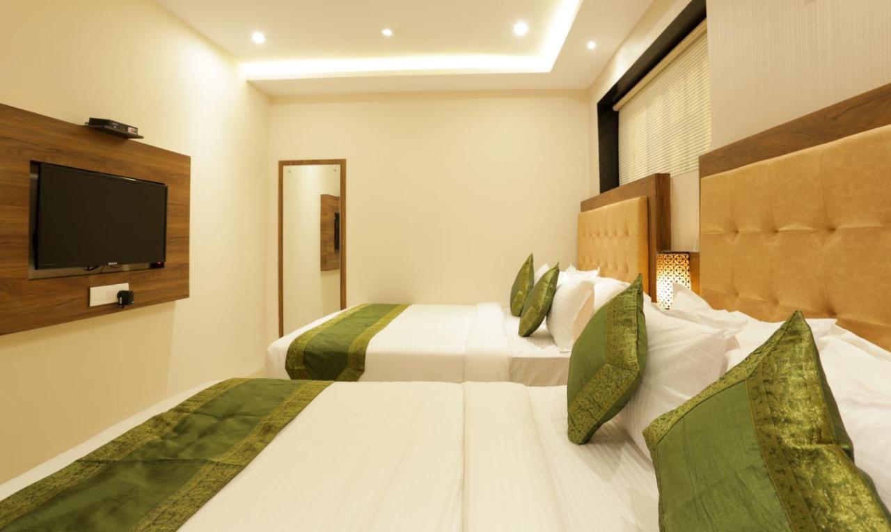 Hotel Amber Palace Mumbai Central ภายนอก รูปภาพ