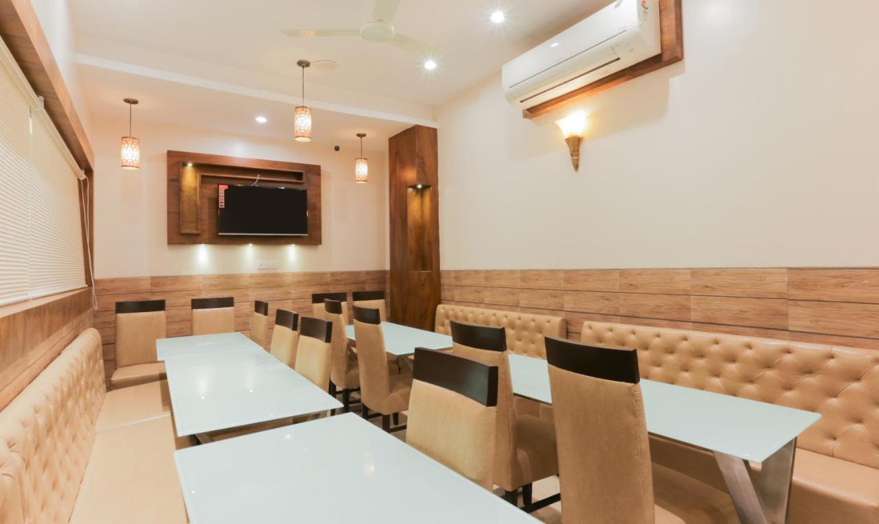 Hotel Amber Palace Mumbai Central ภายนอก รูปภาพ