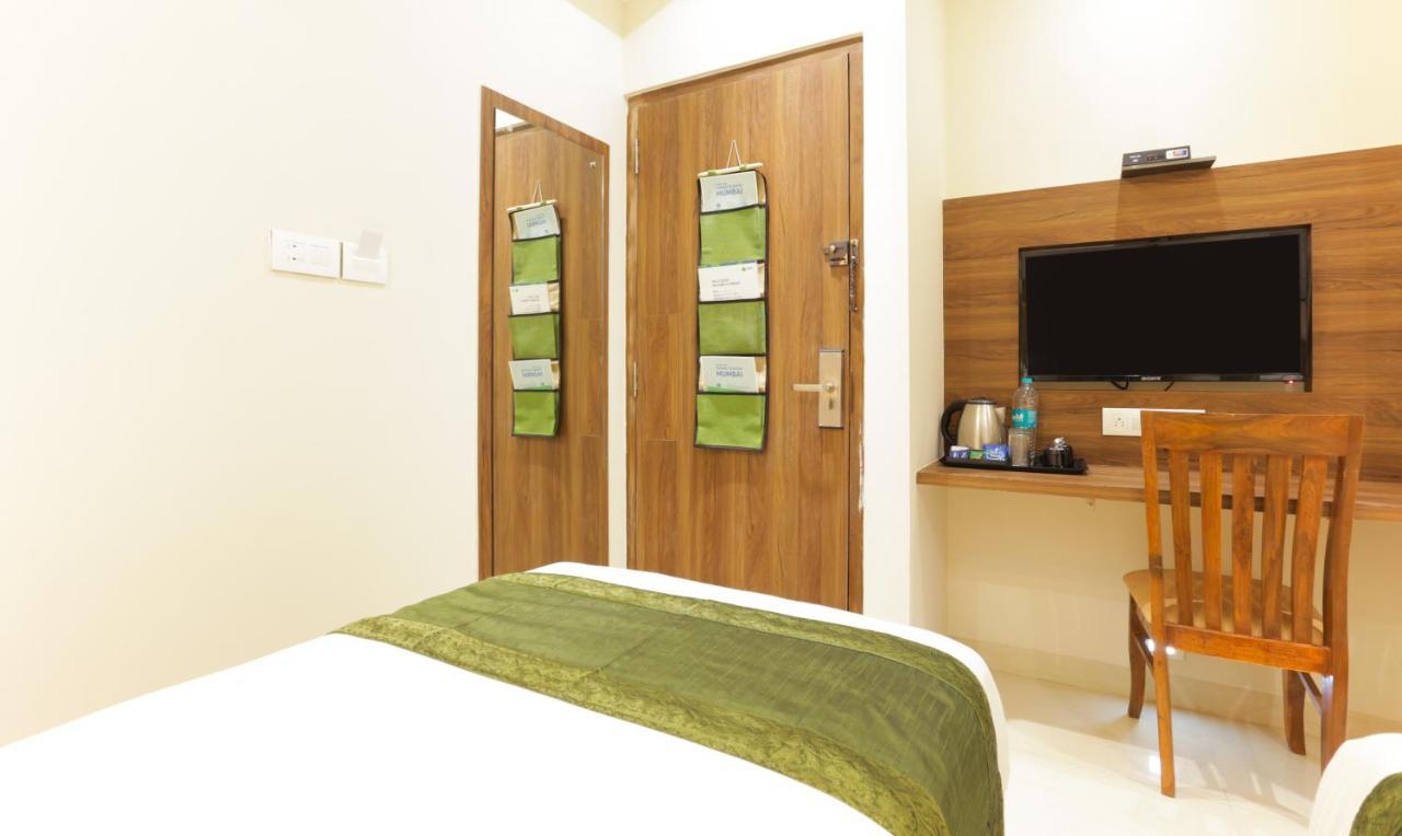 Hotel Amber Palace Mumbai Central ภายนอก รูปภาพ