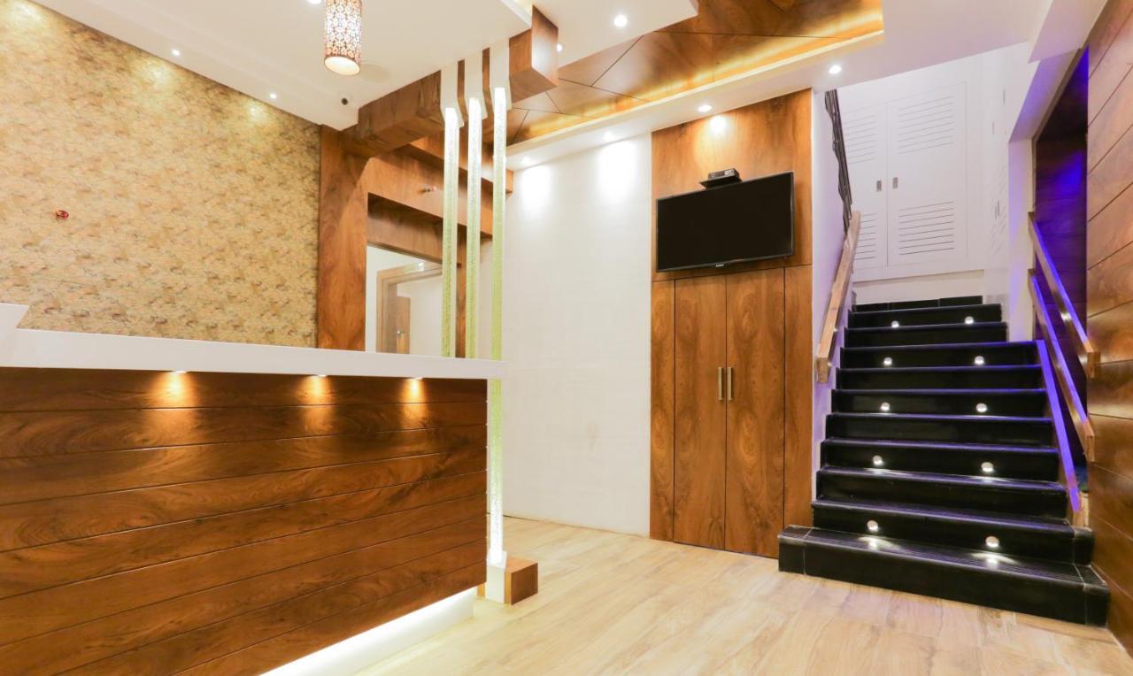 Hotel Amber Palace Mumbai Central ภายนอก รูปภาพ