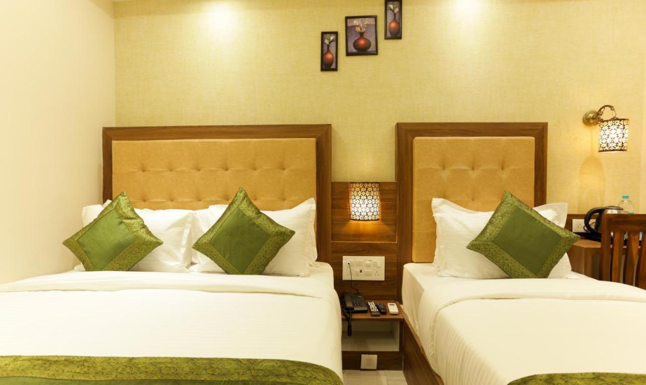 Hotel Amber Palace Mumbai Central ภายนอก รูปภาพ